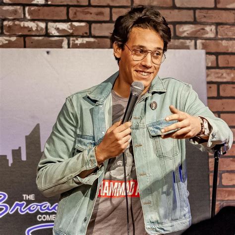 Troy bond comedian - Love taking questions from the audience on the road See me live 👇 TroyBondLive.comCheck out my podcast BONDINGSpotify:https://open.spotify.com/show/7L5YUVAH...